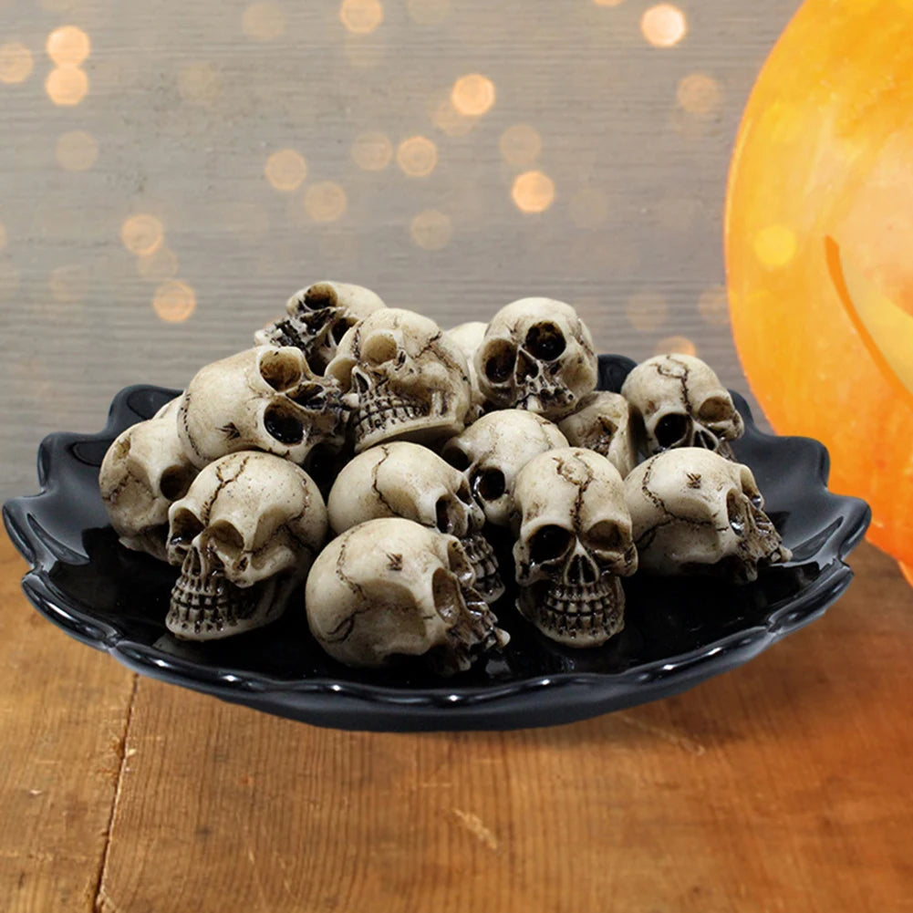 20Pcs Gothic Skull Sculptures Collectable Halloween Skeleton Statues Ornament Festival Theme Landscape Garden Potted Plant Decor