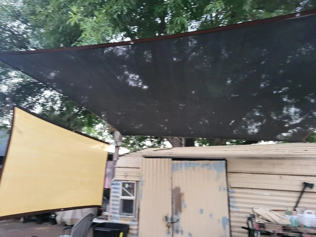 Outdoor Sunshade Nets, Outdoor Spaced Sunshade Nets, Plant Sunshade Nets Lightweight, High-Density, Uv-Resistant, and Reinforced Nets, Suitable for Dog Houses and Porches.