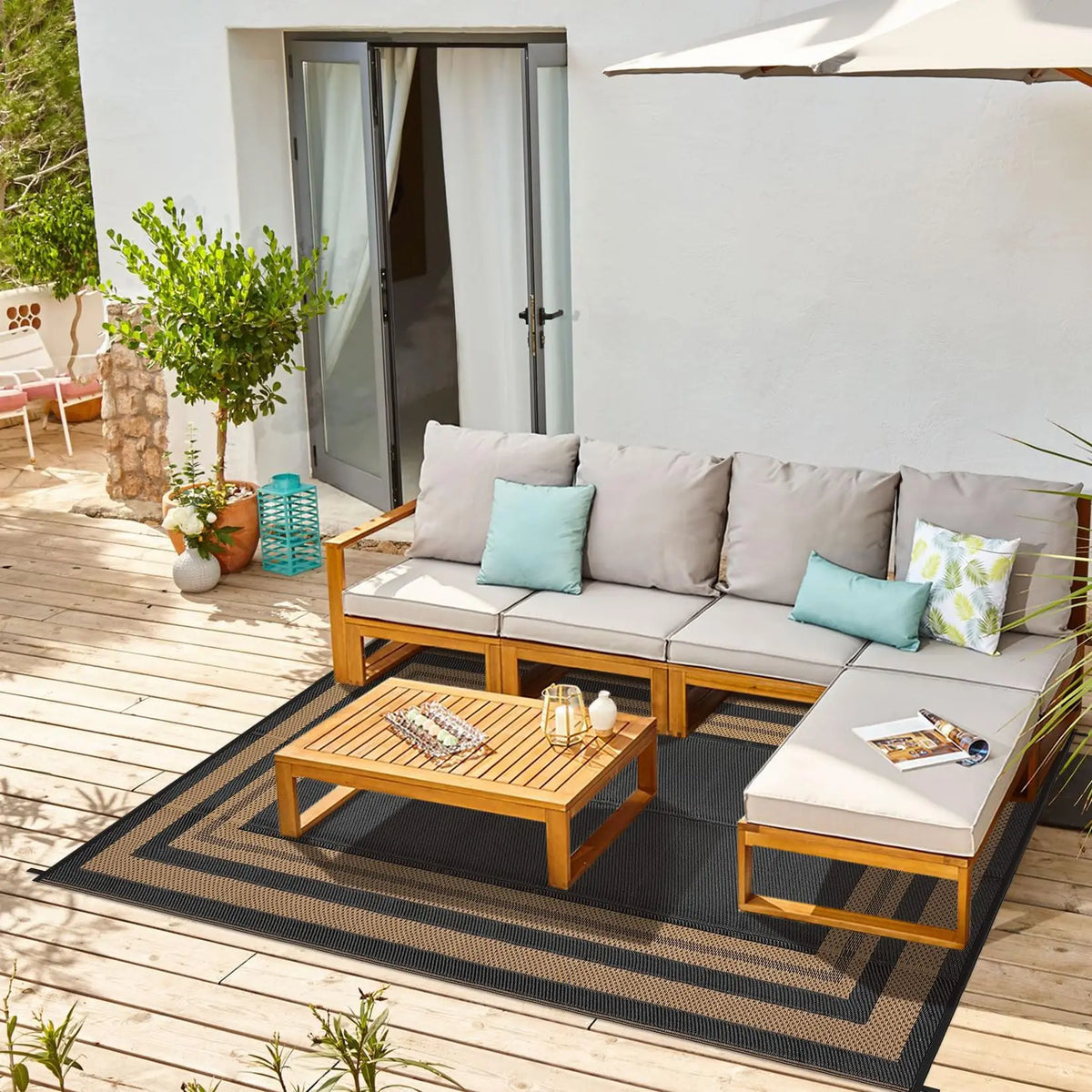 Reversible Waterproof Plastic Straw Outdoor Patio Rug Easy Clean
