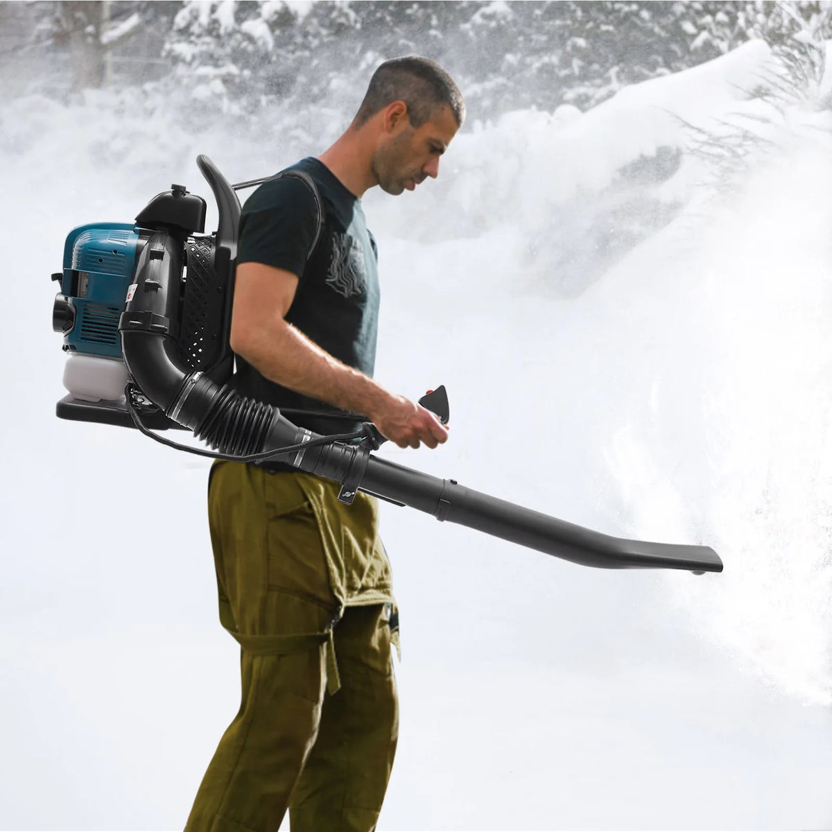 75.6CC 4 Stroke Backpack Leaf Blower 2.6KW Gasoline Powered Engine Lawn Blower Cordless Snow Dust Blowing Cleaning Tool 7000Rpm