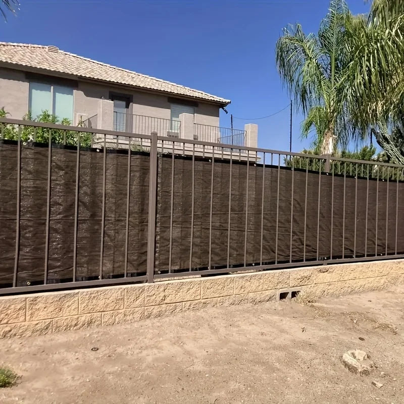 Shaded Outdoor Patios, Privacy Fence Screens, Outdoor Gap Shade Nets, High-Density Woven Shade Cloth with Brass Grommets, Uv-Resistant, Breathable and Evenly Woven, Suitable for Backyards, Gardens and Lawns