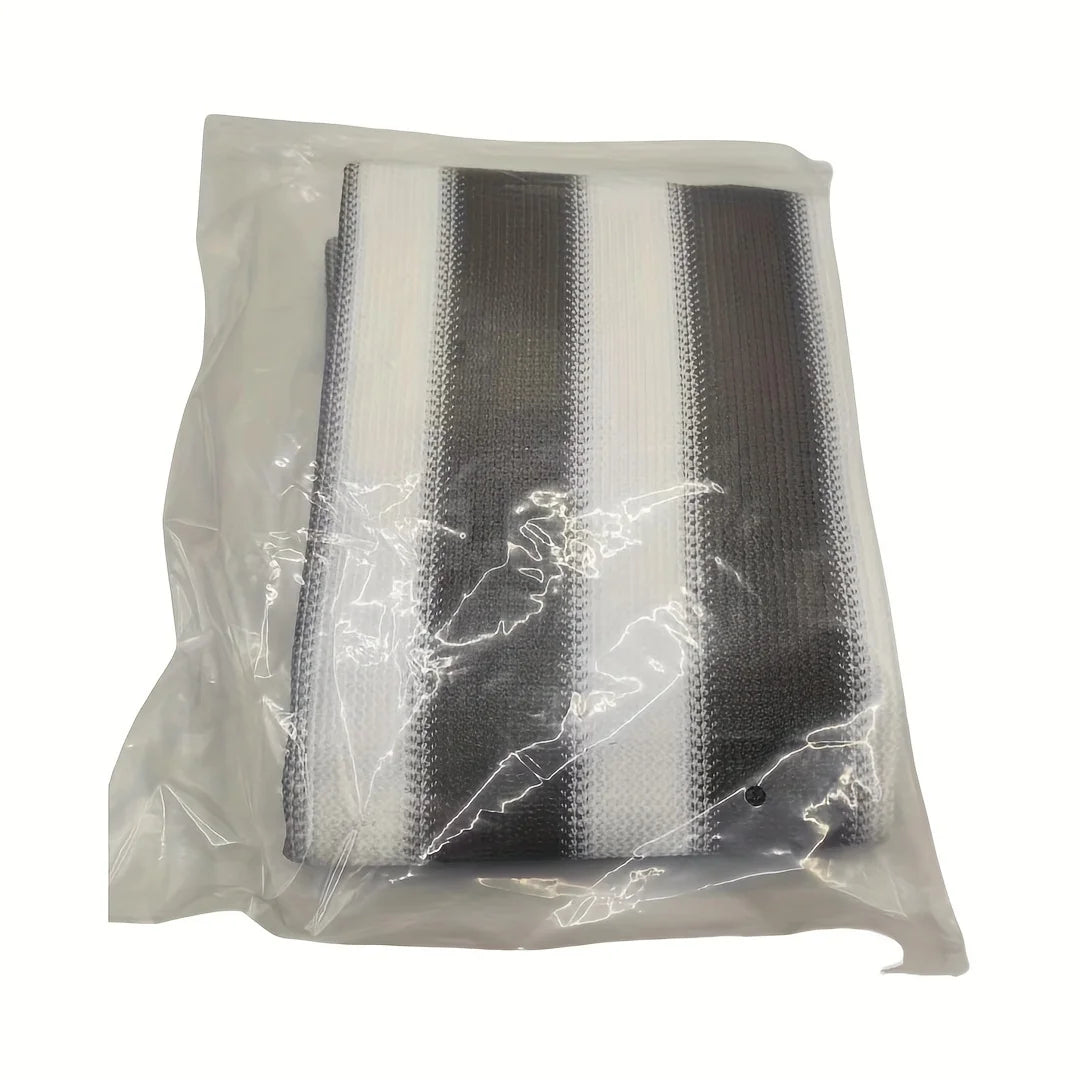 Outdoor Sunshade Nets, Privacy Fences, and Spaced Outdoor Sunshade Nets Made of High-Density Polyethylene, These Nets Are Uv-Resistant and Breathable with Reinforced Copper Fasteners, Suitable for Terraces and Gazebos.