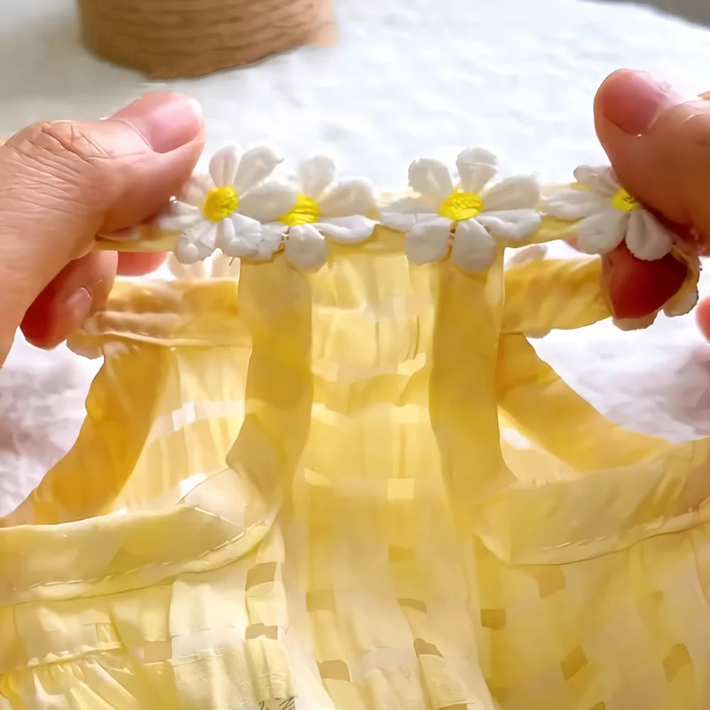 Breathable Floral Wreath Collar Small Dog Princess Skirt