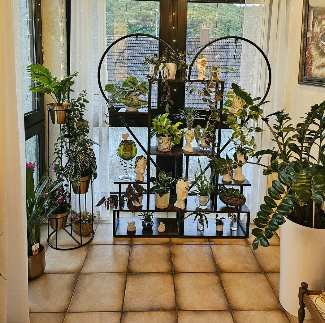 Metal Heart Shaped 6-Tier Ladder Plant Stand Tall Garden Flower Pots Display Rack for Home And Garden Decor